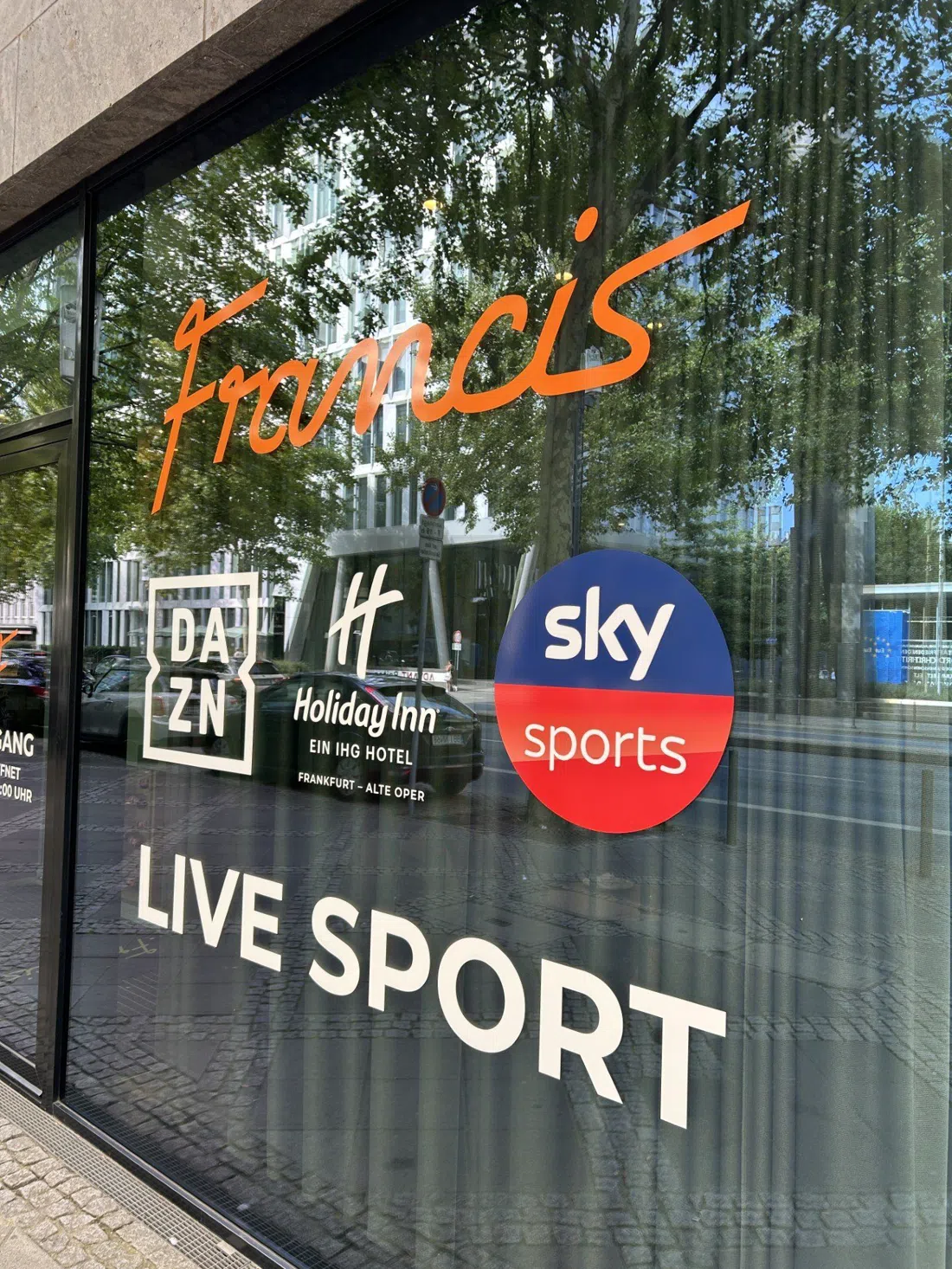 Francis Sports Bar, Frankfurt