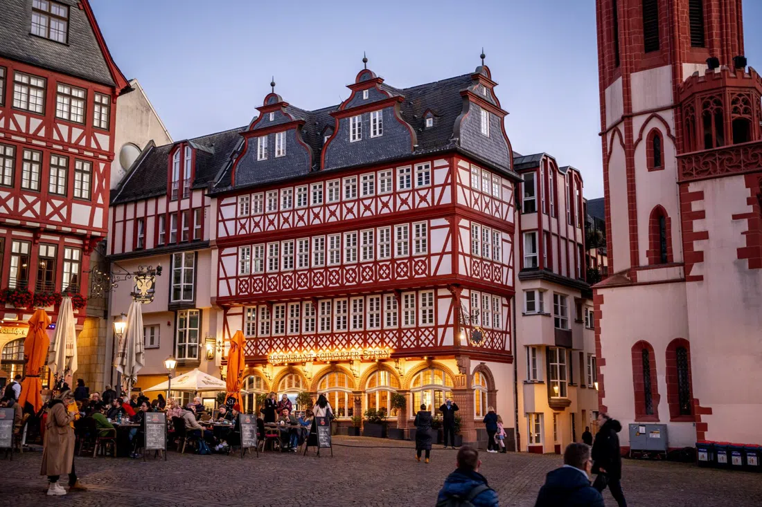 Zum Schwarzen Stern, Francfort