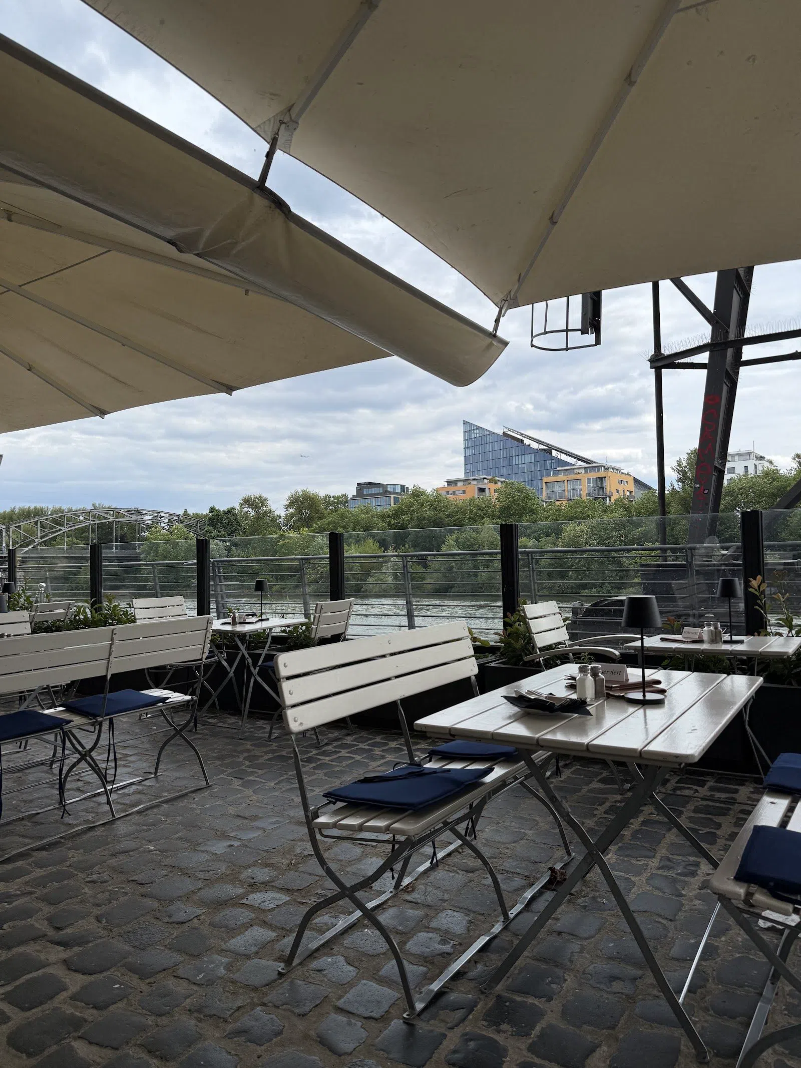 Oosten, Frankfurt